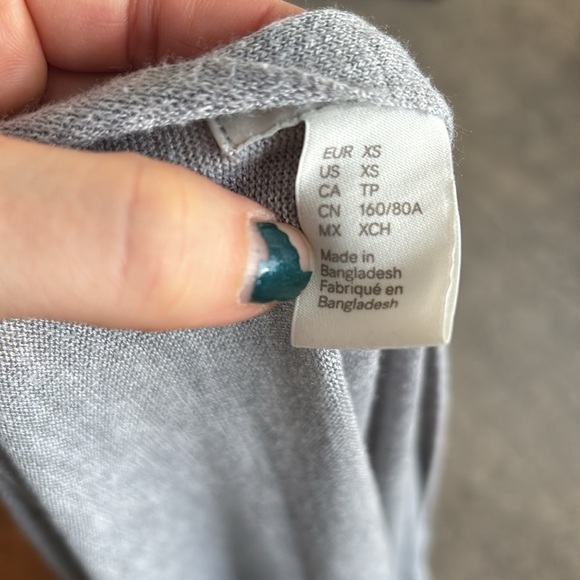 H&M Drape Open Front Cardigan with Rolled Hem Grey Sz XS - Picture 7 of 7